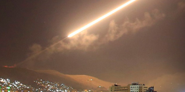 Rus Hava Üssüne saldırı! Şehri sarsan büyük patlama