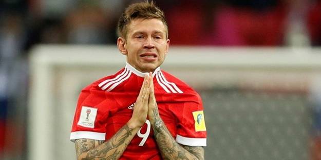 Rus milli futbolcudan Ukrayna'ya destek