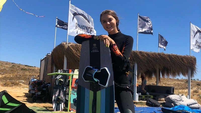 Rus model Kristina Rozhko Çeşme’ye gitmek için dua ediyor 