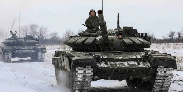 Rus orduları Ukrayna'ya girmeye başladı