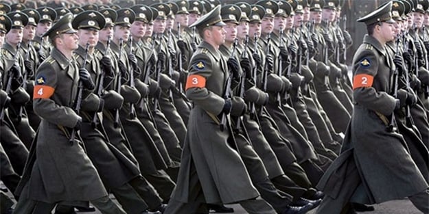 Rus ordusu o ülke sınırlarına dayandı