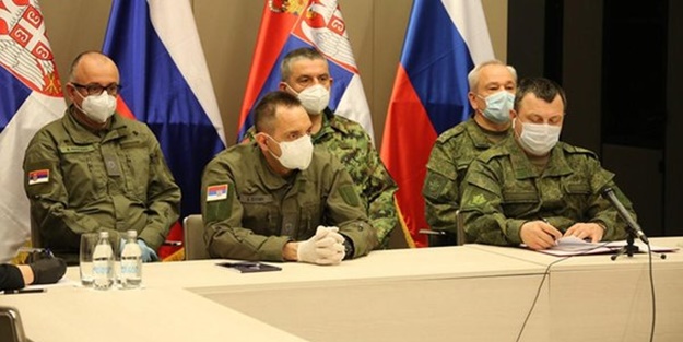 Rus ordusunda koronavirüs krizi: Binlerce askere bulaştı