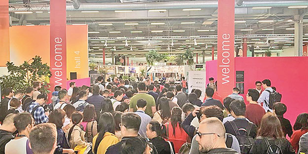 Rus pazarını teknolojiyi tekstille birleştirerek keşfettik