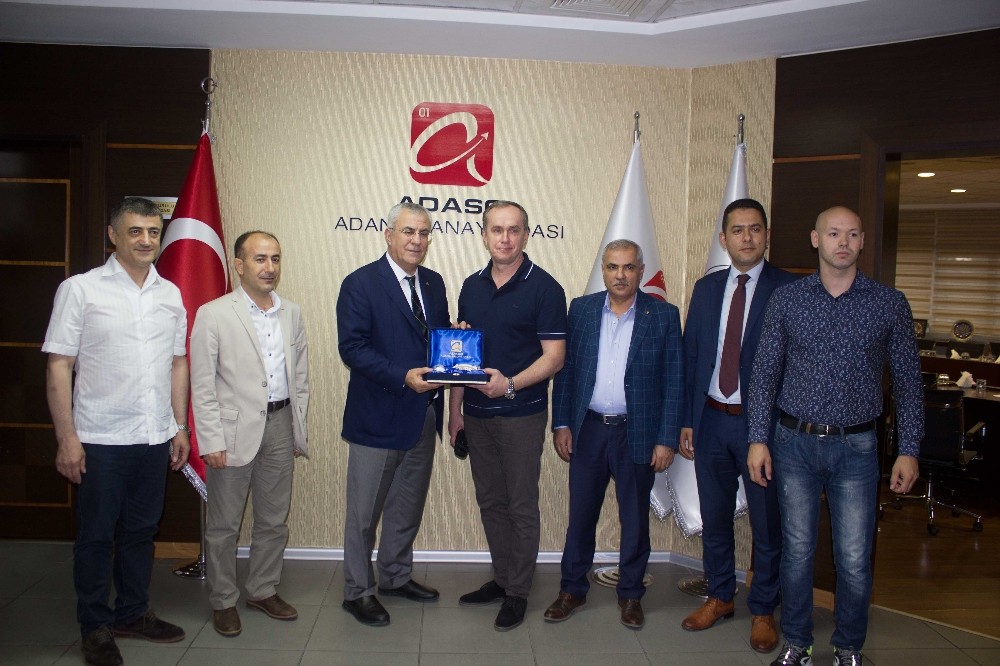 Rus tekstilciler Adana kumaşına geldi 