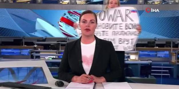 Rus televizyon kanalında şoke eden anlar! Canlı yayını anında kestiler