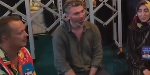 Rus turist Ayasofya Camii'nde böyle Müslüman oldu