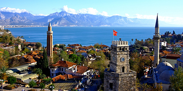 Ruslar Türkiye'de sessiz sedasız bakın nasıl para kazanıyor! Acil önlem alınmalı, yoksa boşa kürek çekiyor olacağız