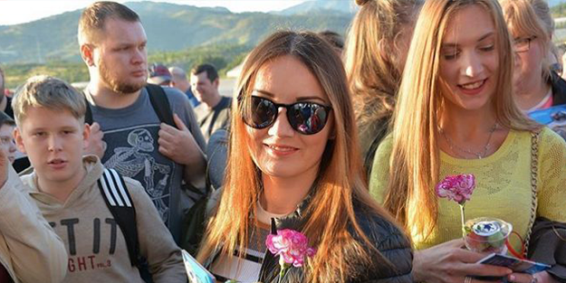 Ruslar yerine şimdi onlar Türkiye'ye akın etmeye başladı! Herkes şaşkın, uçak üstüne uçak iniyor