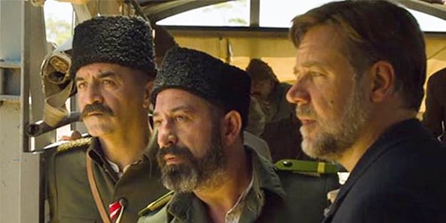 Ünlü oyuncu Russell Crowe'dan tarihi açıklama!