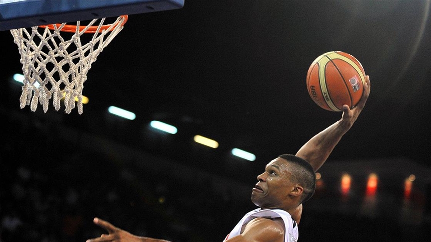 Russell Westbrook NBA tarihinin 'triple double' rekorunu kırdı