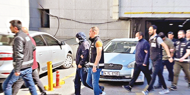 Rüşvet-yolsuzluk batağındaki CHP’li belediyelerde operasyon paniği