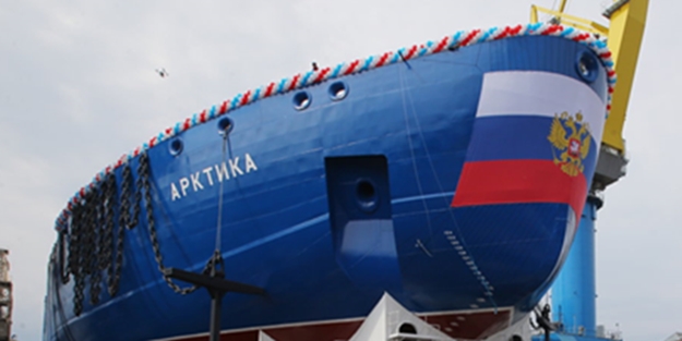 Rusya devasa nükleer buzkıran gemisini tanıttı