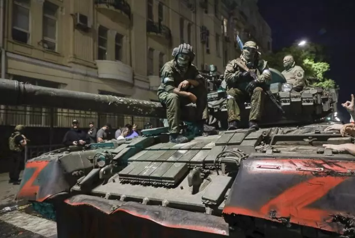 Rusya diken üzerinde! Wagner'in şifreli mesajı deşifre oldu