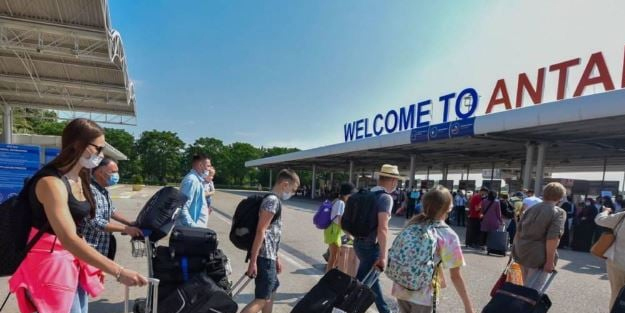 Rusya duyurdu: Rusya'dan Türkiye'ye bilet fiyatları ucuzladı, 20 oranında düştü! Türkiye'ye turist yağacak!