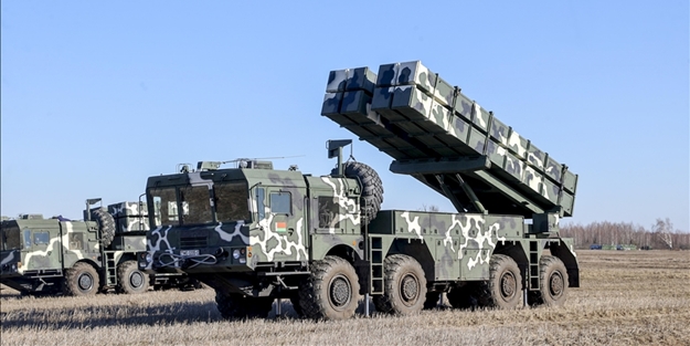 Rusya duyurdu! Ukrayna havalimanlarını o silahla vurduk