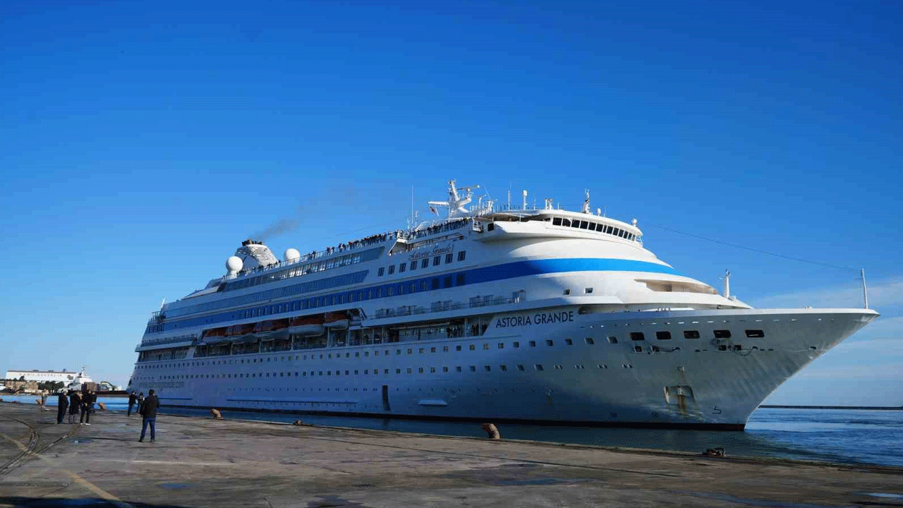 Rusya gözünü bu sefer oraya dikti! Gemiler yola çıktı