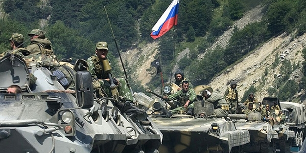 Putin emri verdi: Rusya alarma geçti