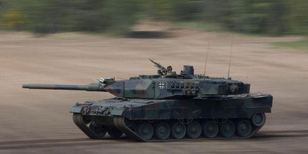 Rusya korkuttu! 300 adet tank alacaklar