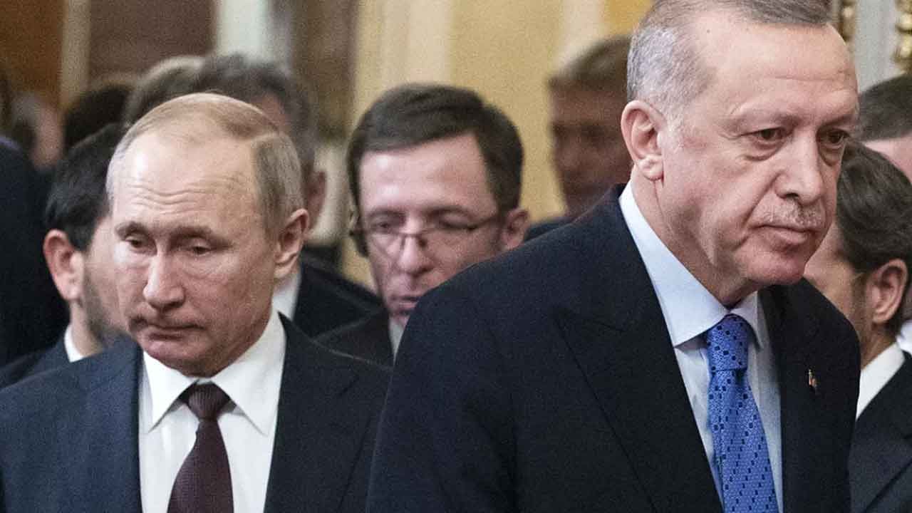 Rusya köşeye sıkıştı! Türkiye'den yardım istedi