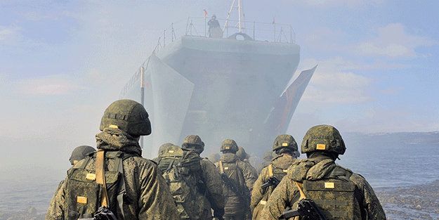 Rusya'dan flaş adım! Bölgeye asker yığdılar