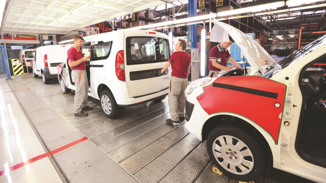 Rusya otomobil üretim ve satışlarında artış bekliyor