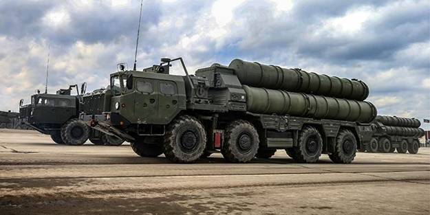 Rusya S-400'ler için sinyali verdi: Engel yok
