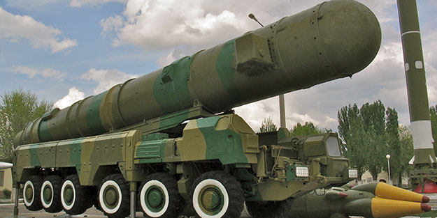 Rus S-500'leri Suriye'de ateşlendi!