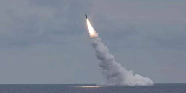 Rusya sesten 9 kat hızlı hipersonik füze “Zirkon”un testlerine devam ediyor