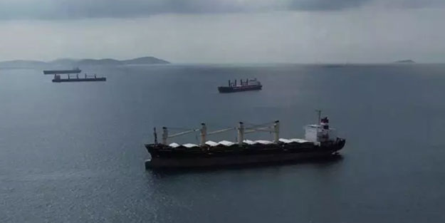 Rusya tüm dünyaya ilan etti: Tüm gemiler askeri sayılacak