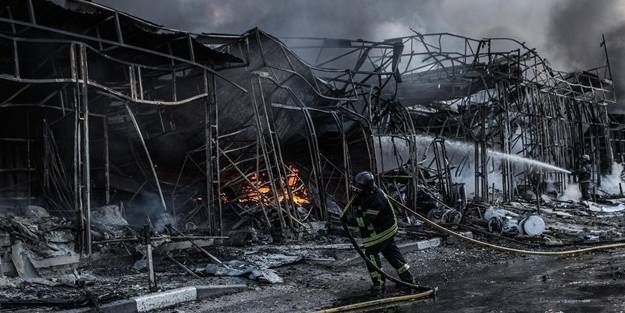 Rusya uçak tamir tesisini vurdu