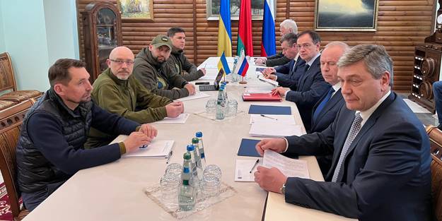 Rusya-Ukrayna krizinde yeni gelişme! Müzakerelere ara verildi