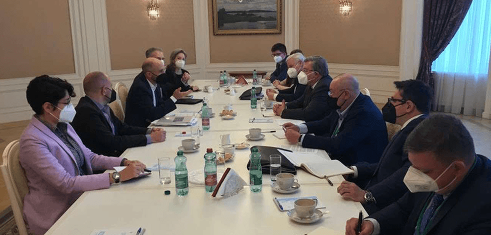 Rusya ve ABD heyetleri İran nükleer anlaşmasını görüştü