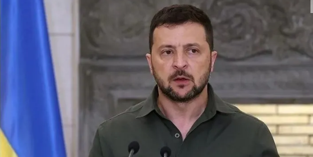 Rusya, Zelenskiy'i arananlar listesine ekledi! Ukrayna'dan çok sert tepki: Çaresizliğin kanıtı