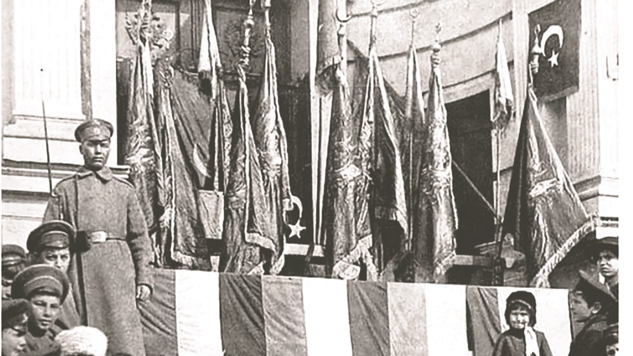 Rusya’da bulunan esir sancaklarımızı istiyoruz