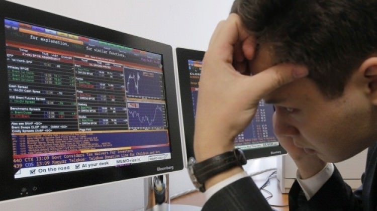 Rusya'da büyük şok! Rus rublesi çakıldı