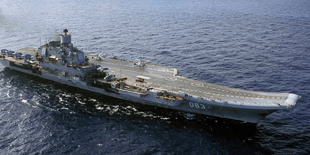 Rusya'da büyük şok! Savaş uçaklarını taşıyan gemide...