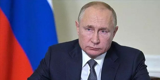 Rusya'da darbe krizi derinleşiyor: Rusya'da Darbe girişimi sonrası Vlademir Putin'den sıkıyönetim kararı