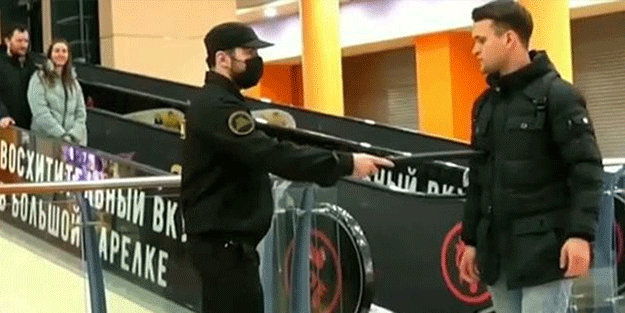 Ders niteliğinde şaka! Dayağı görenler hemen...