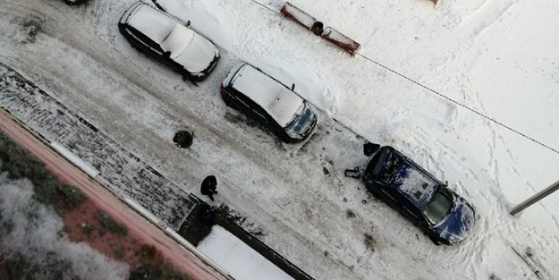 Rusya'da feci olay! 17. katta buz tutan balkondan düşerek öldü