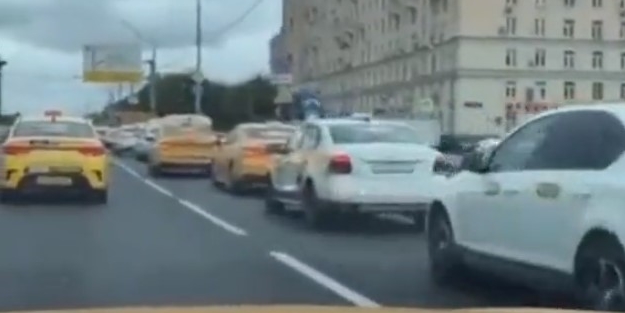 Rusya'da hacker şoku: Trafik felç oldu!