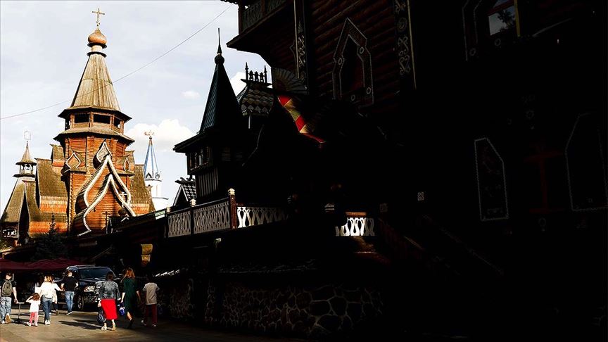 Rusya'da Kovid-19 vakası sayısı 818 bini geçti