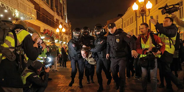 Rusya'da seferberlik protestosu