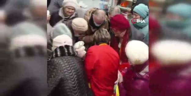  Rusya'da şeker izdihamı