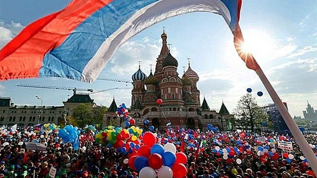 Rusya'da Vatan Savunucuları Günü için herkesi şaşırtan Türkiye kararı! Rus yetkililer bile inanamadı ama gerçek