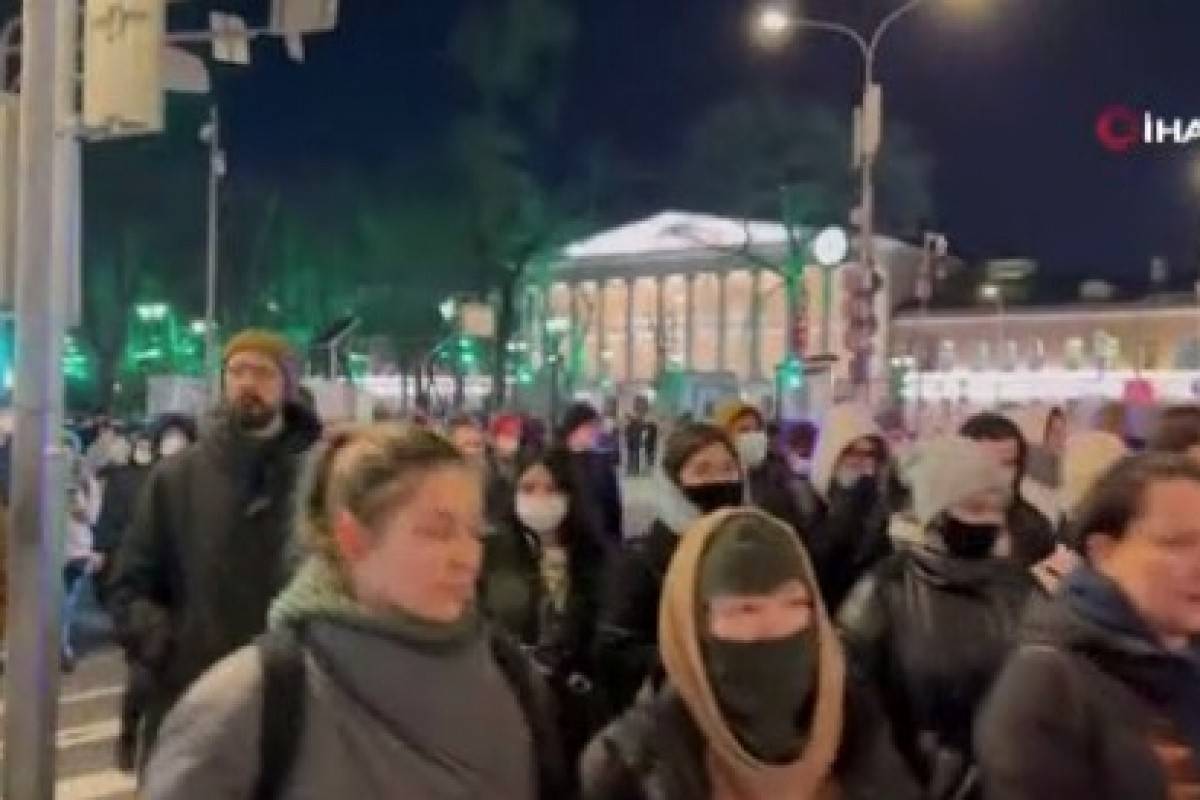 Rusya'daki savaş karşıtı gösterilerde gözaltı sayısı bin 700'ü aştı