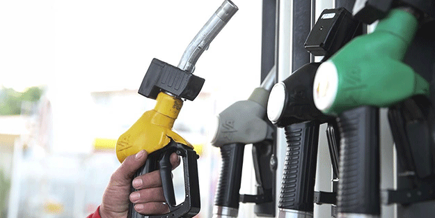 Rusya'dan 'akaryakıt fiyatlarını düşürün' talimatı