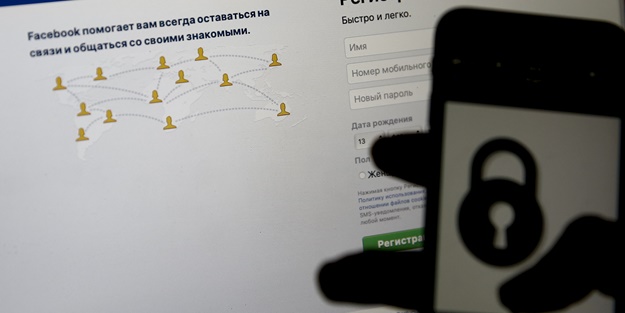 Rusya'dan Facebook ve Twitter'a para cezası