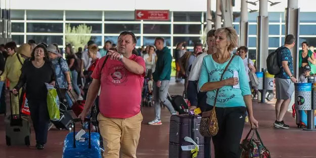 Rusya'dan gelen Ruslar yine bavulunu topladı: Rus turistler Türkiye'ye geliyor: