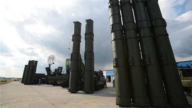 Rusya'dan İran'a S-300 sevkıyatı bu yıl bitiyor