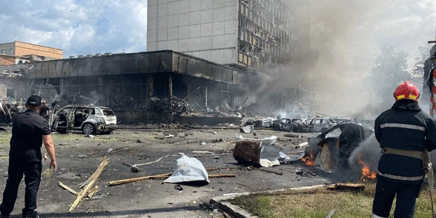 Rusya'dan kanlı saldırı: Ölüler var